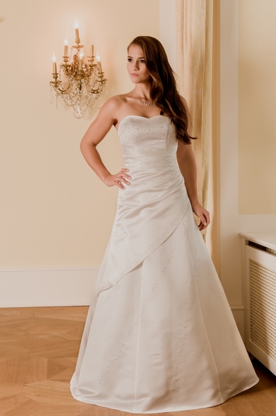 Hochzeitskleid Cora 100 