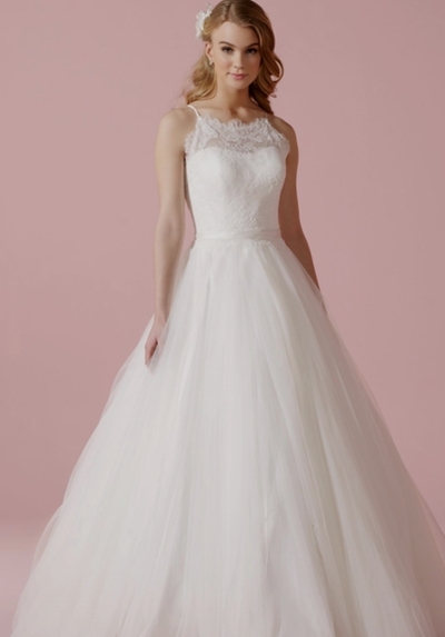 Schlichtes Hochzeitskleid Alica Premium 