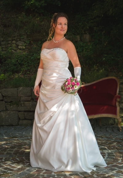 Hochzeitskleid Annika 42025 