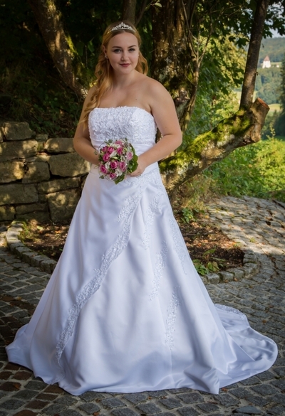 Hochzeitskleid Bailey 
