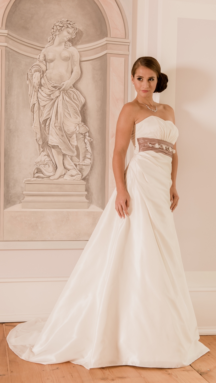 Hochzeitkleid Gabriella 103 Vollbild Hochzeitkleid Gabriella 103 Vollbild